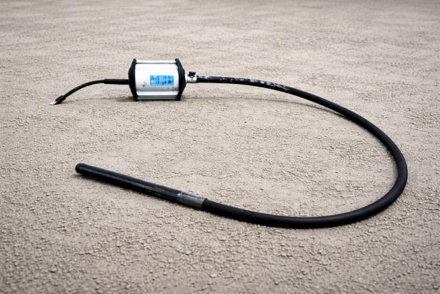 Where to rent VIBRATOR, CONC 1-1 2  HEAD in Hayden ID