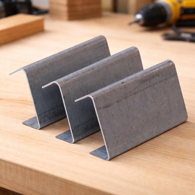 Where to rent STEEL BANDING CLIPS  EACH in Hayden ID